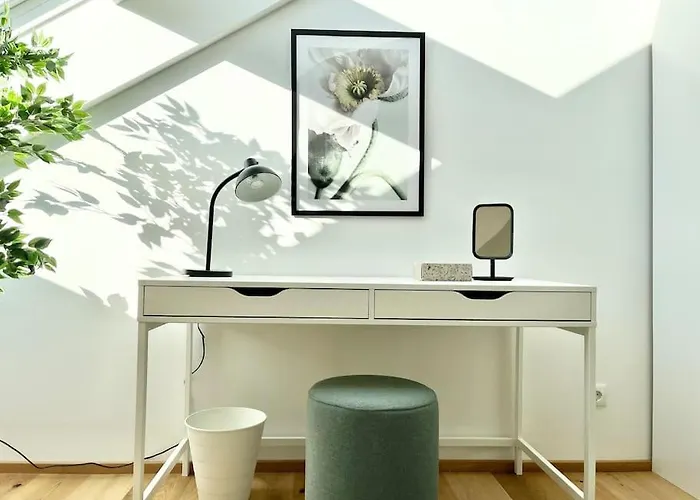 Orestaliving - Penthouse In 1020 Апартаменти