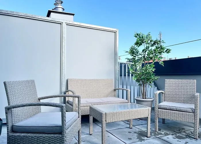 Orestaliving - Penthouse In 1020 Відень